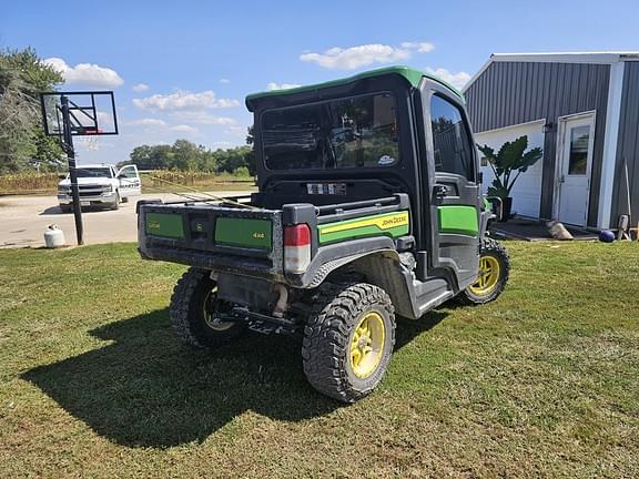 Image of John Deere XUV 835R equipment image 4