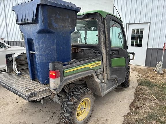 Image of John Deere XUV 835R equipment image 4