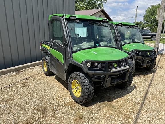 Image of John Deere XUV 835R equipment image 2