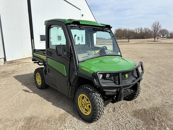 Image of John Deere XUV 835R equipment image 1