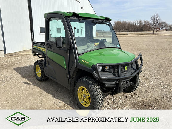 Image of John Deere XUV 835R Primary image