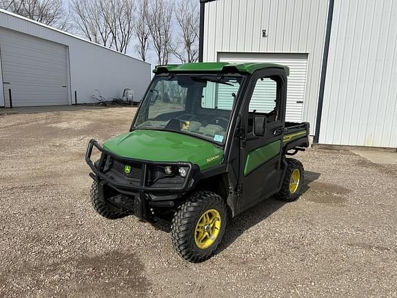 Image of John Deere XUV 835R equipment image 4