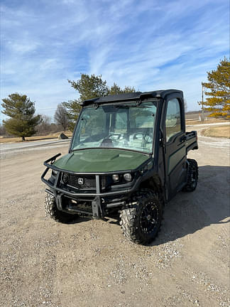 Image of John Deere XUV 835R equipment image 2