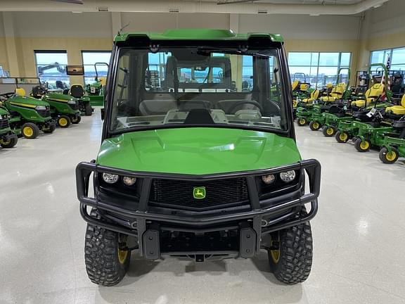 Image of John Deere XUV 835R equipment image 1