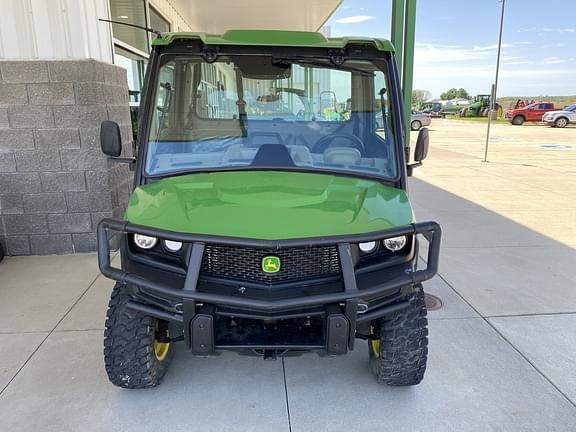 Image of John Deere XUV 835R equipment image 2