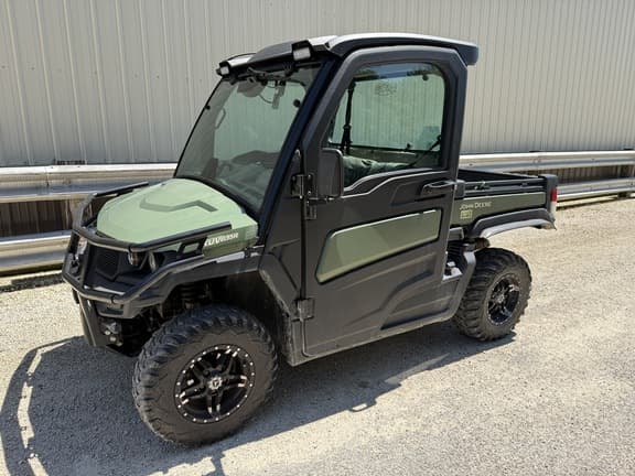 Image of John Deere XUV 835R Primary image