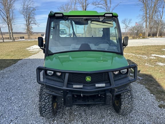 Image of John Deere XUV 835R equipment image 4