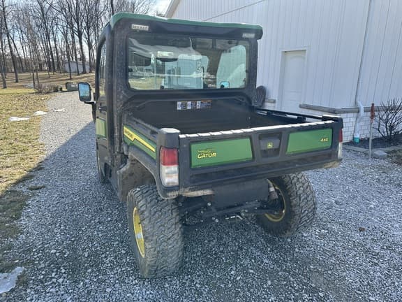 Image of John Deere XUV 835R equipment image 3