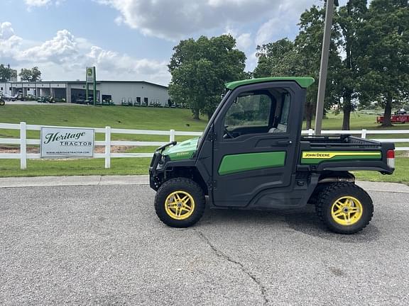 Image of John Deere XUV 835R equipment image 2