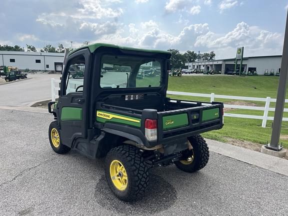 Image of John Deere XUV 835R equipment image 4