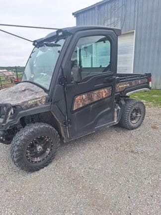 Image of John Deere XUV 835R Primary image