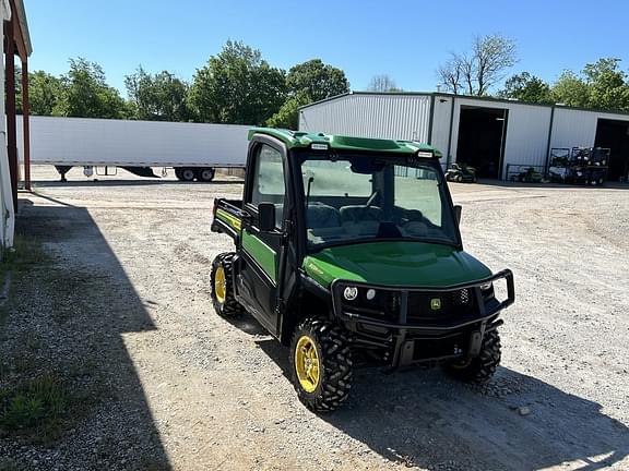 Image of John Deere XUV 835R equipment image 3