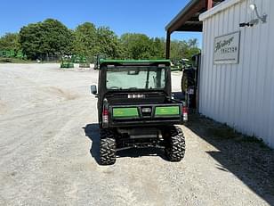 Main image John Deere XUV 835R 7