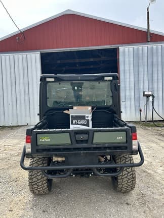 Image of John Deere XUV 835R equipment image 4