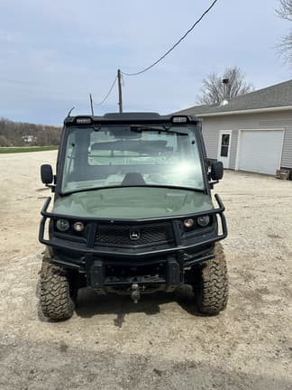 Image of John Deere XUV 835R equipment image 1