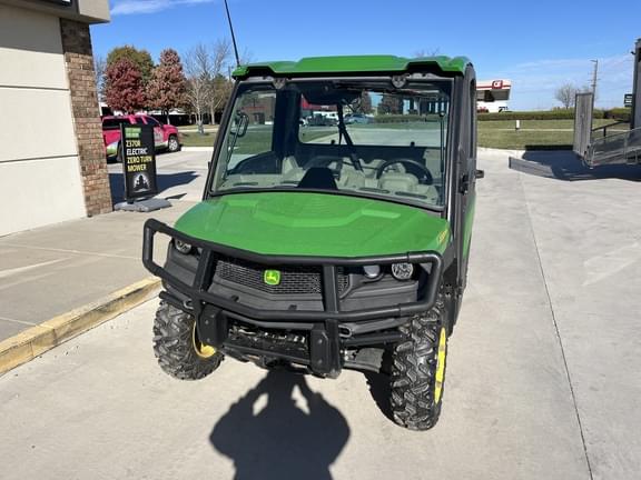 Image of John Deere XUV 835R equipment image 3