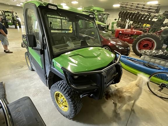 Image of John Deere XUV 835R equipment image 4