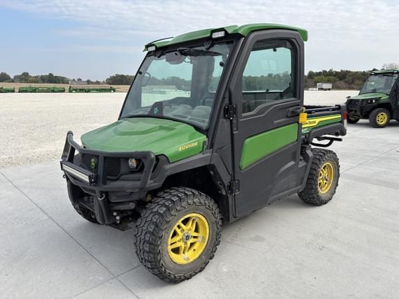 Image of John Deere XUV 835R Primary image