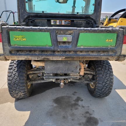 Image of John Deere XUV 835R equipment image 2