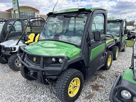 Image of John Deere XUV 835R equipment image 2