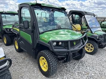 Main image John Deere XUV 835R