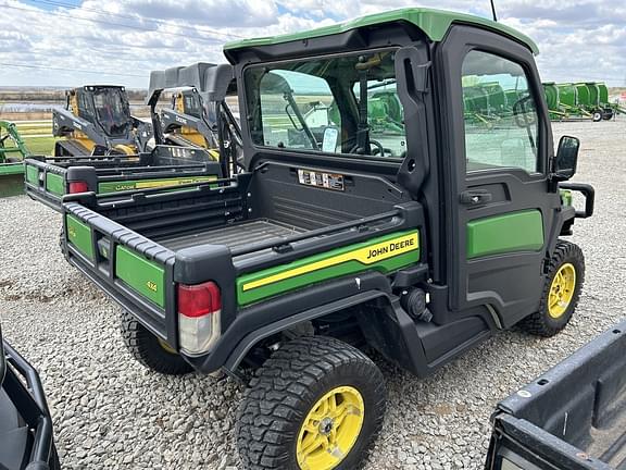 Image of John Deere XUV 835R equipment image 3