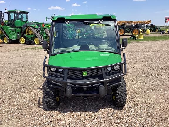 Image of John Deere XUV 835R equipment image 1