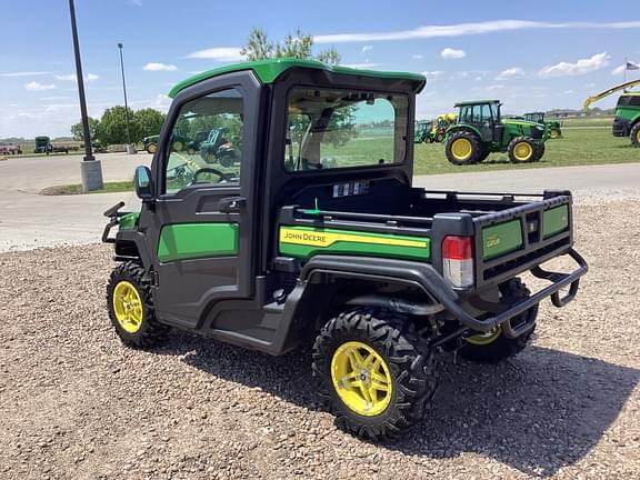 Image of John Deere XUV 835R equipment image 3