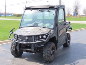 2022 John Deere XUV 835R Image