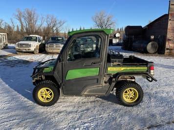 Main image John Deere XUV 835R