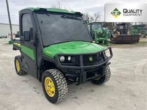 2022 John Deere XUV 835R Image