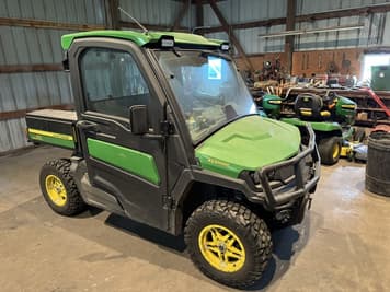 Main image John Deere XUV 835R