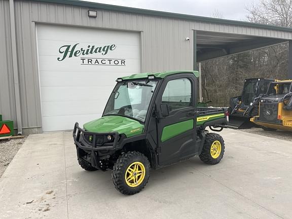 Image of John Deere XUV 835R Primary image