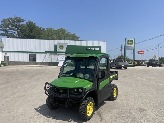 Main image John Deere XUV 835R