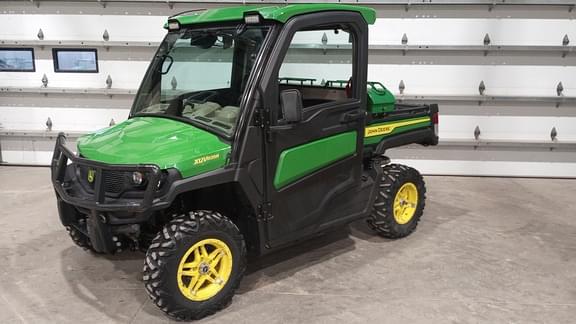 Image of John Deere XUV 835R Primary image