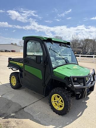 Image of John Deere XUV 835R equipment image 3