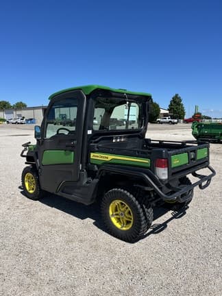 Image of John Deere XUV 835R equipment image 2