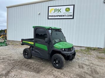 Main image John Deere XUV 835R