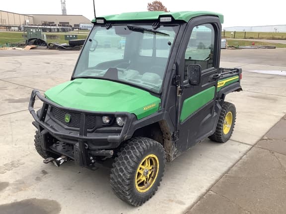 Image of John Deere XUV 835R equipment image 1