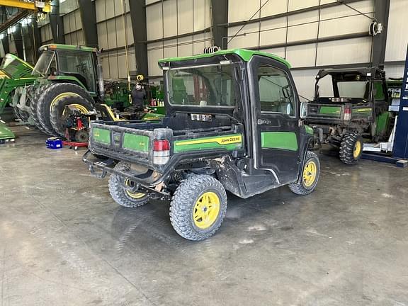 Image of John Deere XUV 835R equipment image 2