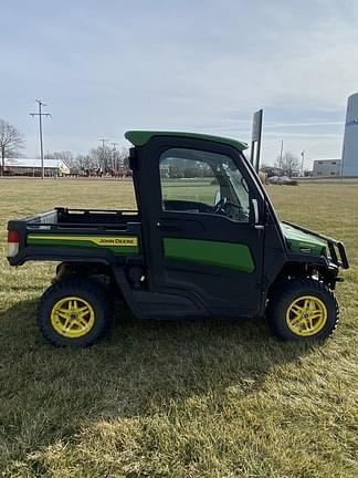 Image of John Deere XUV 835R equipment image 3