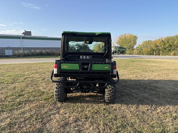 Image of John Deere XUV 835R equipment image 4