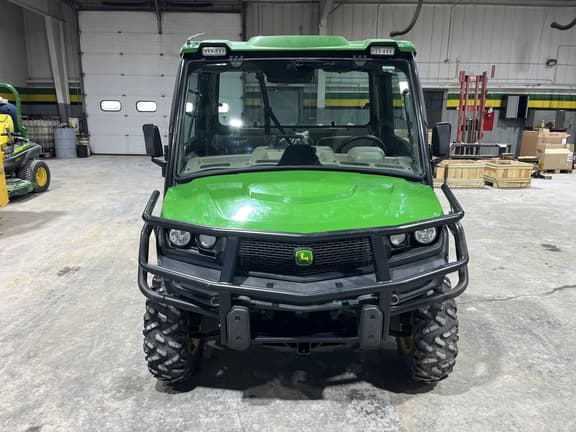 Image of John Deere XUV 835R equipment image 4