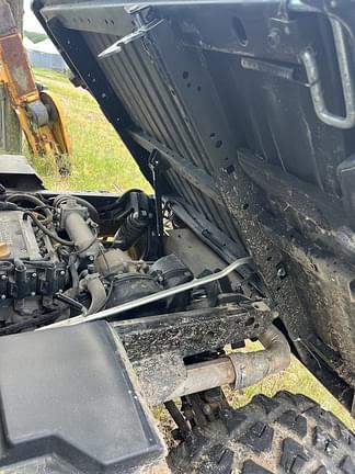 Image of John Deere XUV 835R equipment image 3