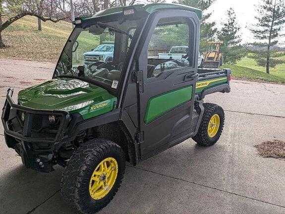 Image of John Deere XUV 835R Primary image