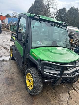 Image of John Deere XUV 835R equipment image 2