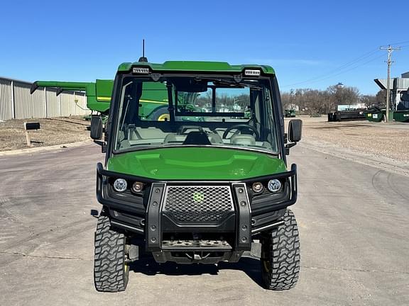 Image of John Deere XUV 835R equipment image 1