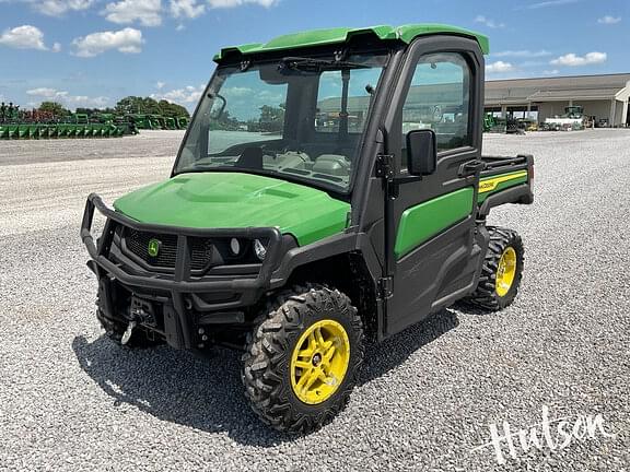 Image of John Deere XUV 835R equipment image 4