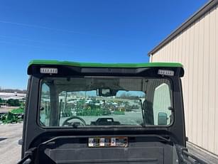 Main image John Deere XUV 835R 17