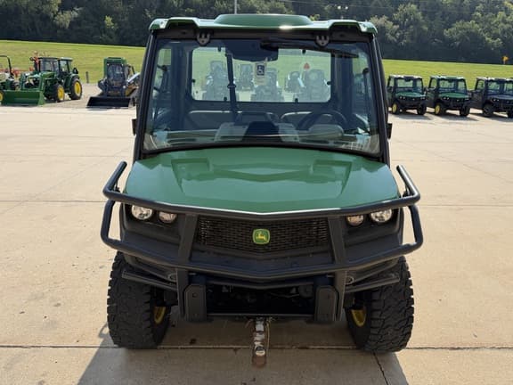 Image of John Deere XUV 835R equipment image 2